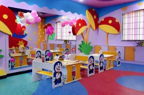 Classroom decoration & setup pictured on the SchoolSRS website