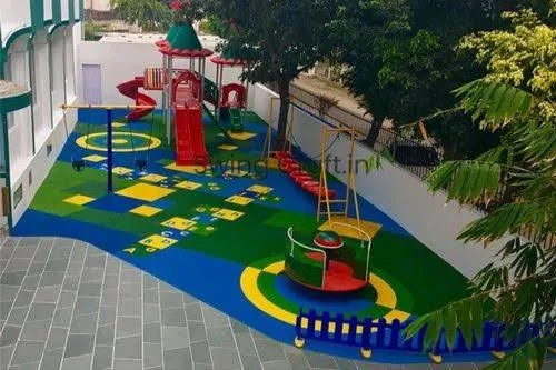 Outdoor parks & play areas pictured on the SchoolSRS website